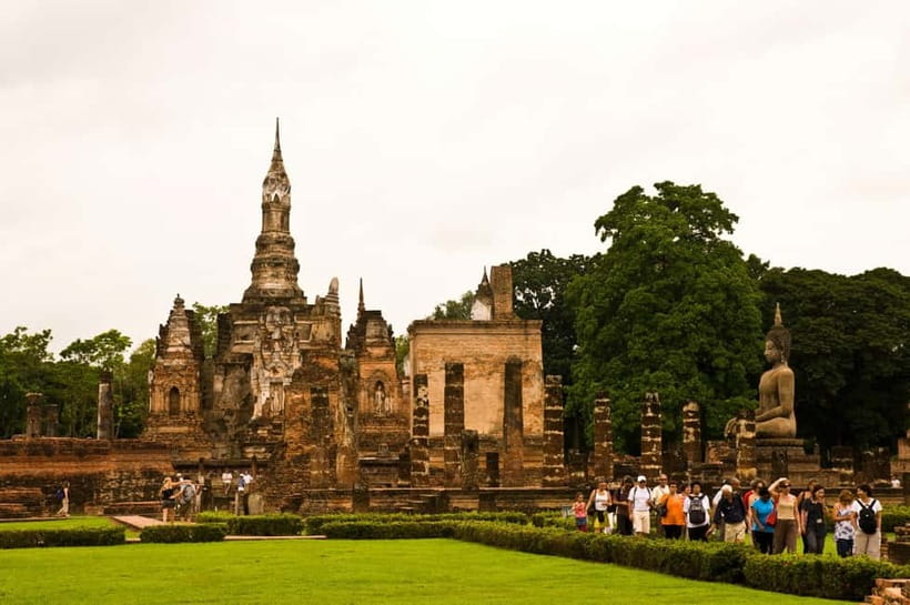 From Bangkok: Iconic Ayutthaya Tour By Rail, Road, and River - Who will enjoy this half-day route
