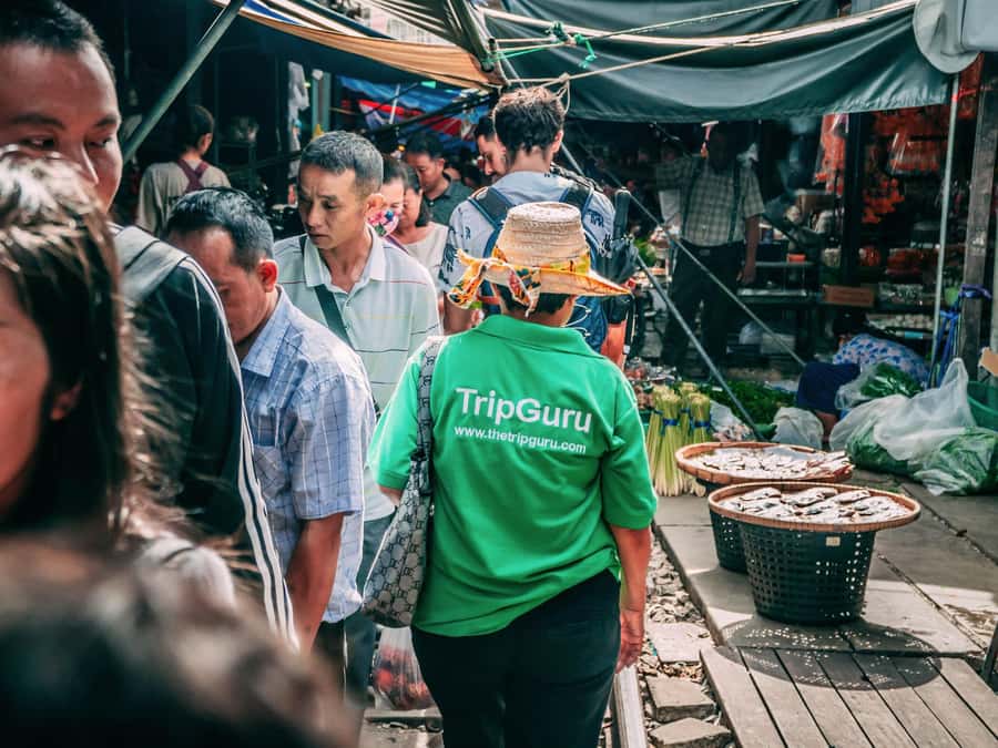 From Bangkok: Maeklong Railway and Floating Market Day Tour - Is the 122 dollar price good value?