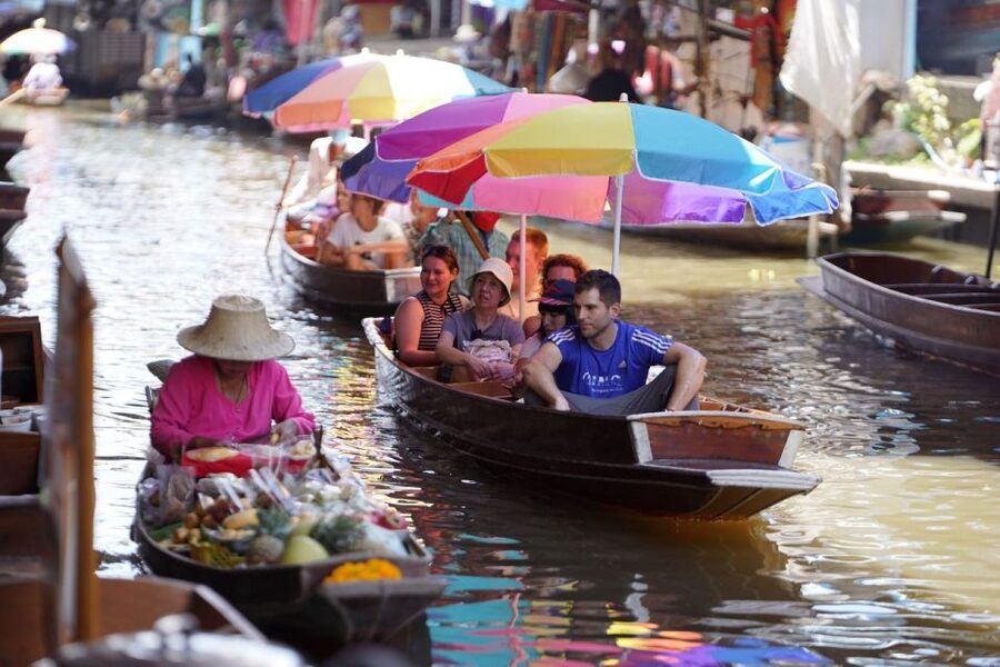 From Bangkok : Meklong Railway Market By Bus - Key points to know before booking