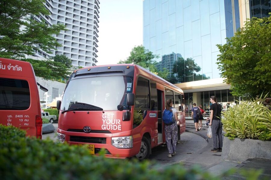 From Bangkok : Meklong Railway Market By Bus - Why the Maeklong train market is worth the early start