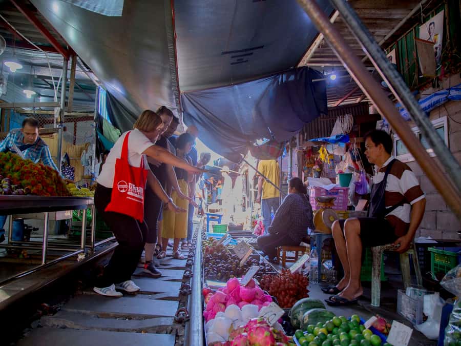 From Bangkok: Private Railway and Floating Market Tour - Is $127 per person a fair price?