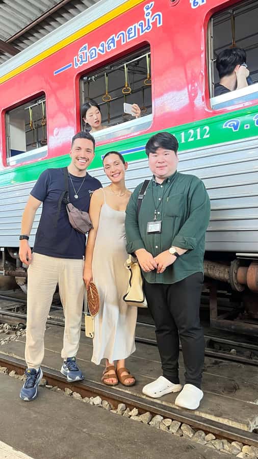 From BANGKOK: Railway Market and Amphawa Floating market - What the private guide adds