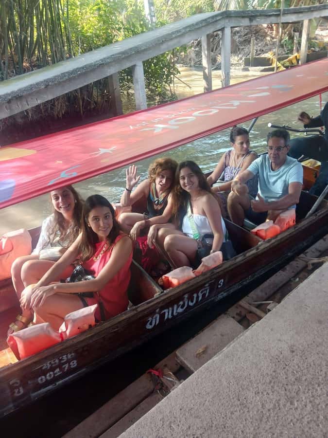From BANGKOK: Railway Market and Amphawa Floating market - Who will enjoy this day most?