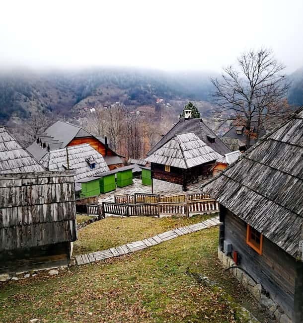 From Belgrade: Mokra Gora Sargan 8 train,Mecavnik & Zlatibor - Mećavnik, the wooden village by the hill