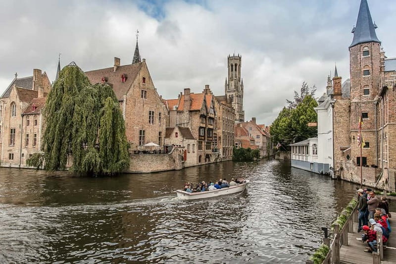 From Brussels: Bruges Full-Day Trip by Train - Churches, art, and Bruges from the medieval center