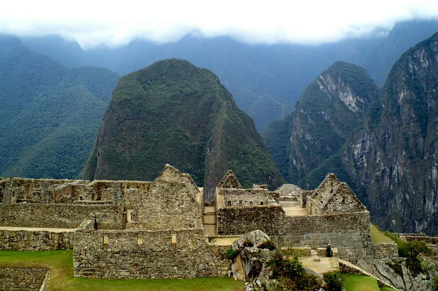 From Cusco: Machu Picchu Private Day Trip on Panoramic Train - The early road transfer from Cusco