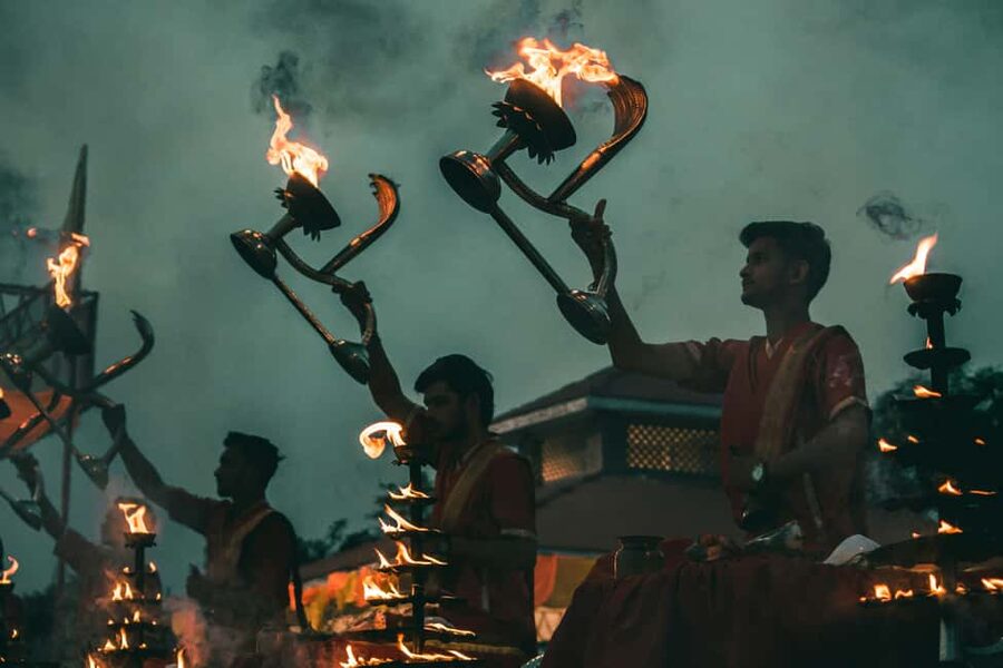 From Delhi : 2 Days Varanasi Tour By Fastest Train - Sarnath and the Buddhist connection