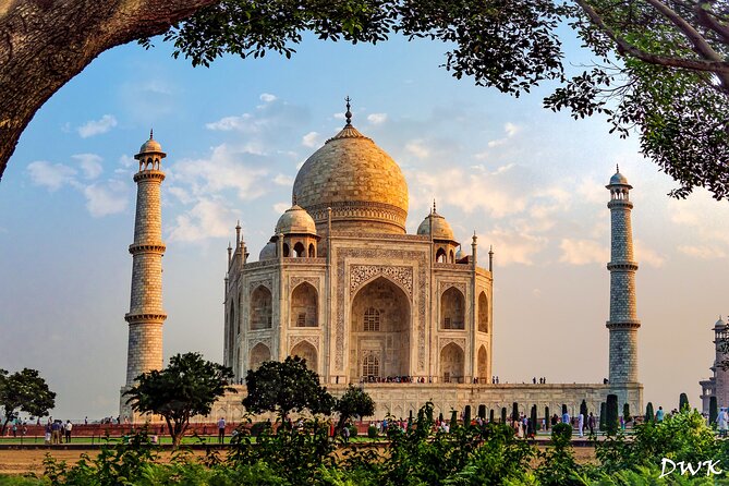 From Delhi: Agra, Day Return Trip By Express Train. - Delays are the main practical risk