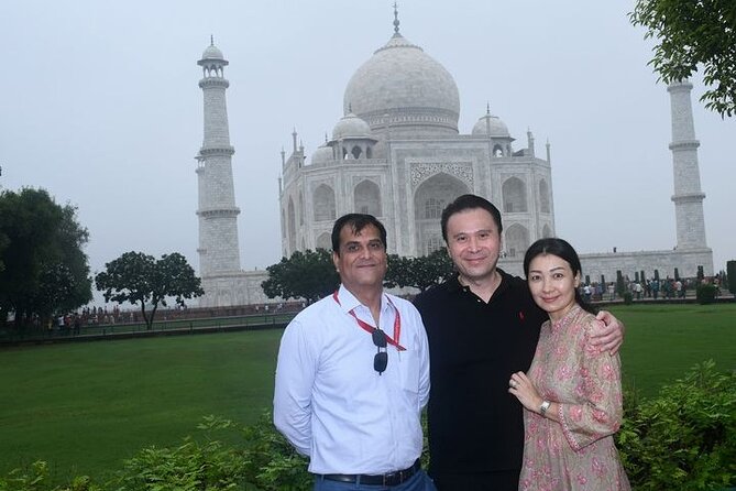 From Delhi: Agra, Day Return Trip By Express Train. - Meeting the car at Agra Cantt