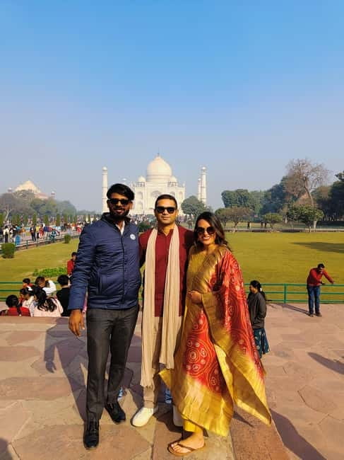 From Delhi:All Inclusive Taj Mahal Day Tour by Fastest Train - Agra Fort shows the power behind the palace walls