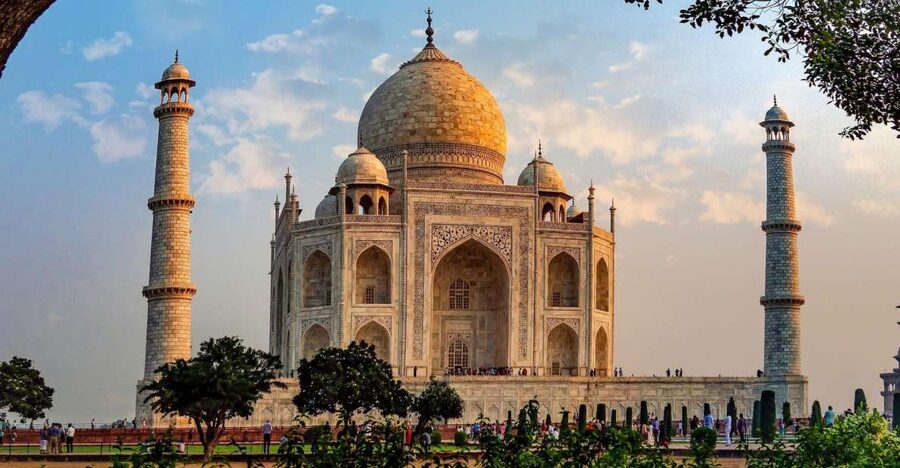 From Delhi:All Inclusive Taj Mahal Day Tour by Fastest Train - The Taj Mahal: give the morning its full attention