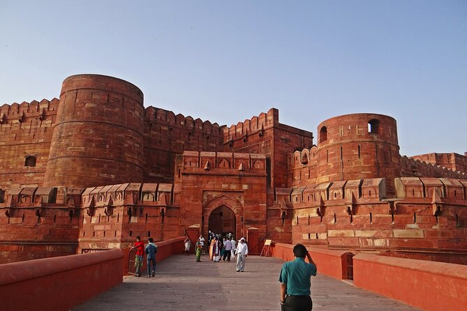 From Delhi: Golden Triangle Private Tour by Train - Day two: the Taj Mahal and Agra’s Mughal story