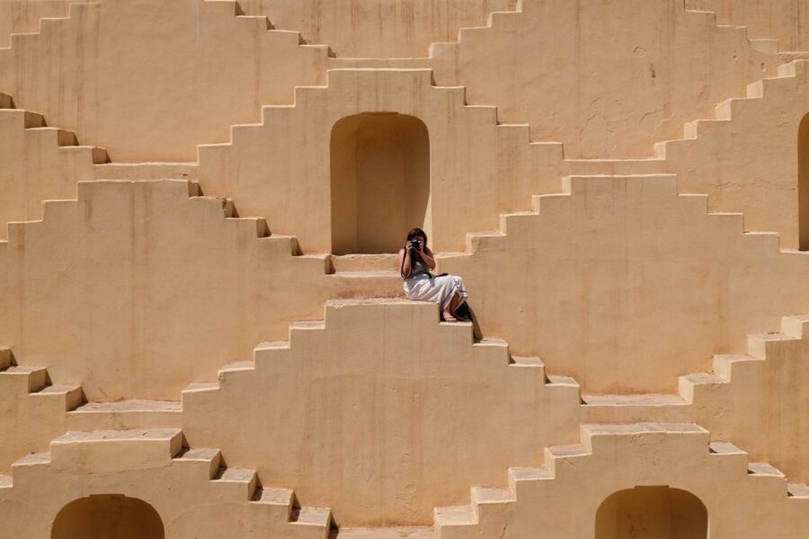 From Delhi: Jaipur Day Trip by Fast Train or Private Car - Jal Mahal is a quick but worthwhile lakeside pause