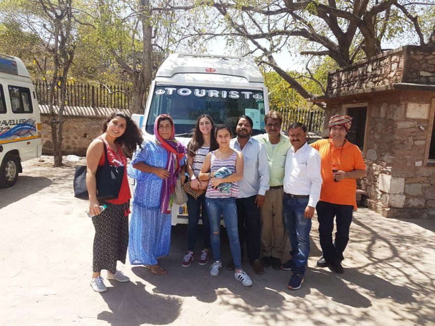 From Delhi: Jaipur Private Same Day-Trip By Car or Train - City Palace and Jaipur’s royal center