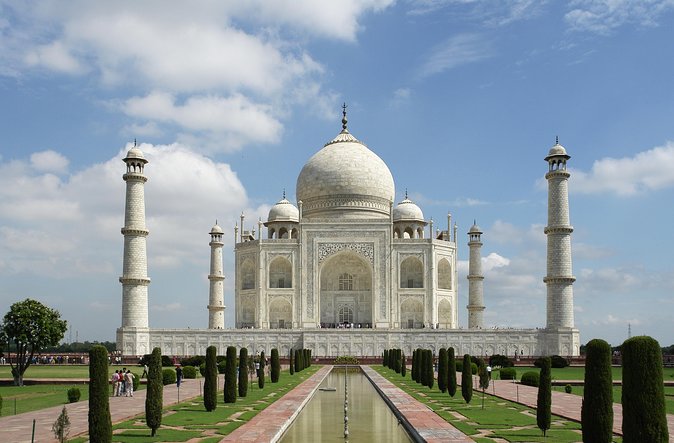 From Delhi: Private Taj Mahal & Agra Day Trip by India's Fastest A/c Train - What the strongest service details tell me