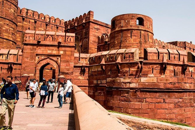 From Delhi: Private Taj Mahal & Agra Tour by Express Train - The return journey needs a timetable check