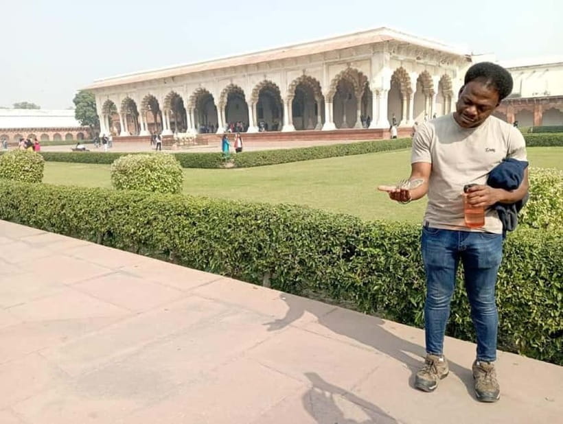 From Delhi -Same Day Agra Tour by Express Train - Languages, access, and what to bring