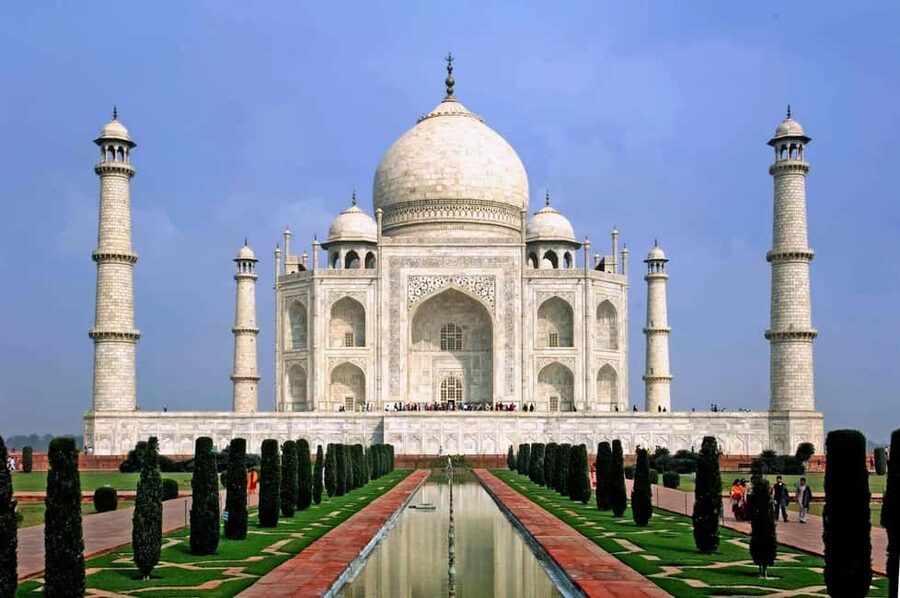 From Delhi: Taj Mahal & Agra Day Trip by Superfast Train - Why the express train is the smart choice