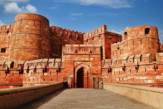 From Delhi: Taj Mahal & Agra Tour by Gatimaan Express Train - Why the Gatimaan Express makes Agra possible in one day