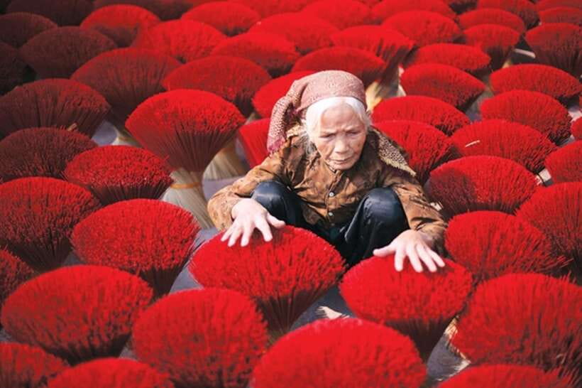 From Hanoi: Incense Village & Train Street Small Group Tour - Who should book this Hanoi outing