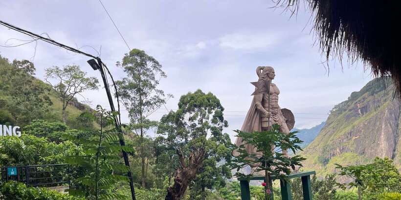 From kandy Train, and Pool Club Day Tour with Pickup - Uva Halpewatte Tea Factory