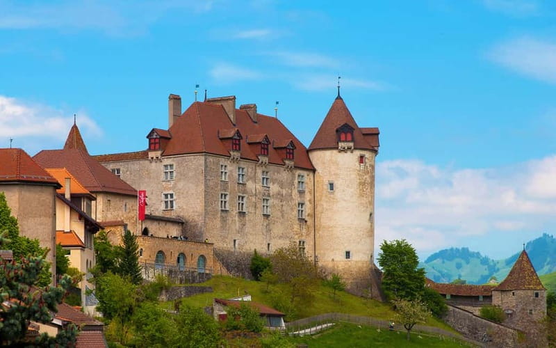 From Lausanne: Gruyères Tour with Train, Chocolate & Cheese - The GoldenPass Panoramic train from Montbovon
