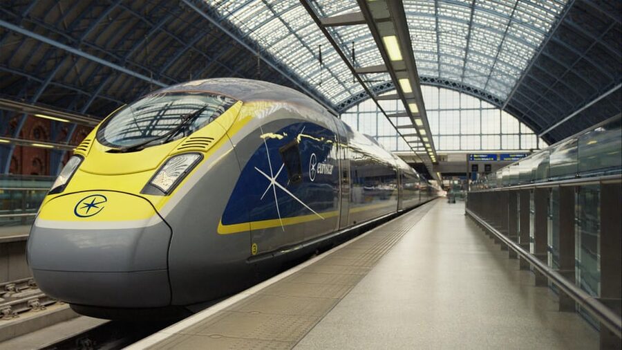 From London: Paris by Rail with Sightseeing Bus and Cruise - The Seine cruise and Pont Neuf from the water