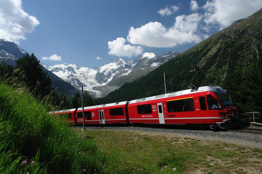 From Milan: Bernina Train Day Trip to Tirano & St. Moritz - Meeting the group in Milan