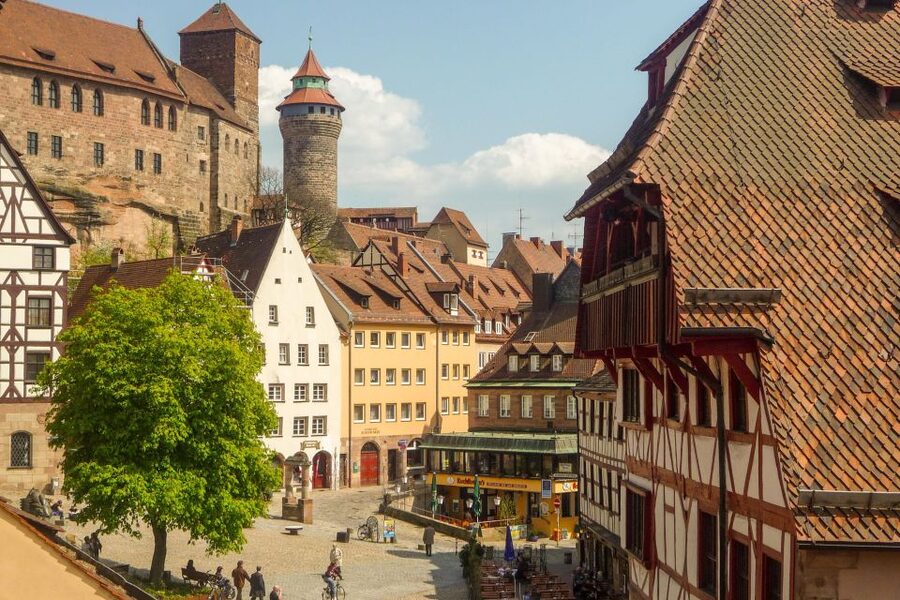 From Munich: Nuremberg Day Trip by Train - Guides make the biggest difference