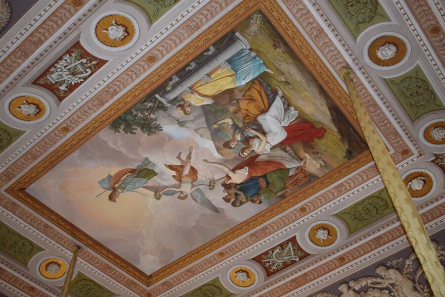 From Naples: Caserta Palace Ticket and Train with Audioguide - Entering the palace with priority admission