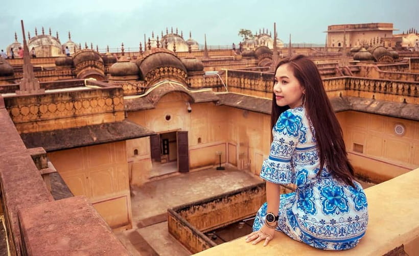 From New Delhi: Jaipur Day Trip by Train or Car - Jal Mahal and a quick photo stop