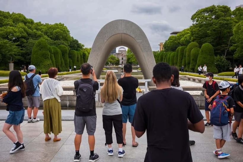 From Osaka: Hiroshima and Miyajima Day Trip by Bullet Train - Shin-Osaka to Hiroshima by Shinkansen