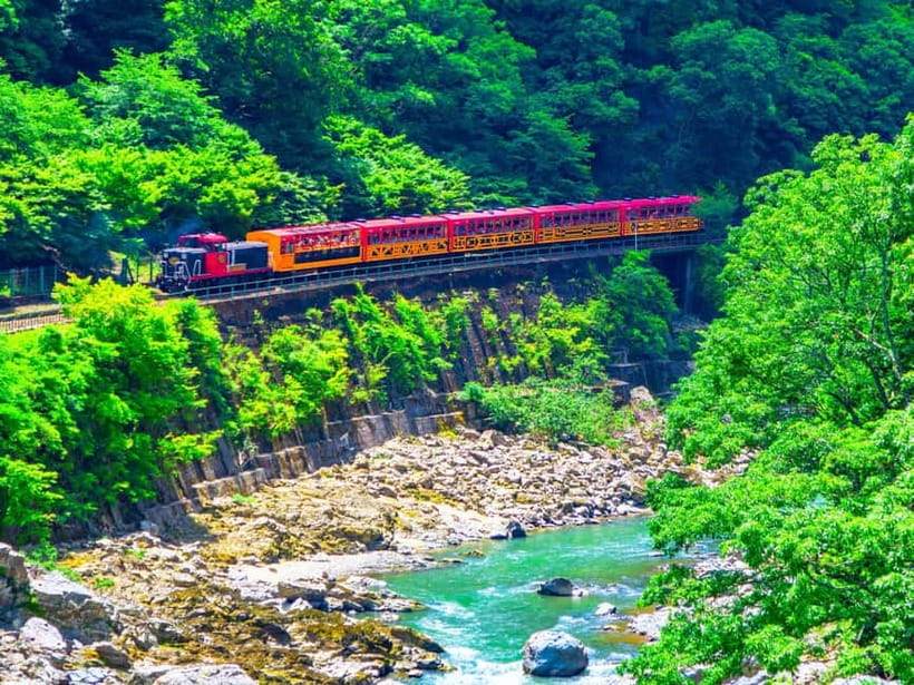 From Osaka: Sagano Train Ride and Kyoto Guided Day Tour - The guide can make or break the day