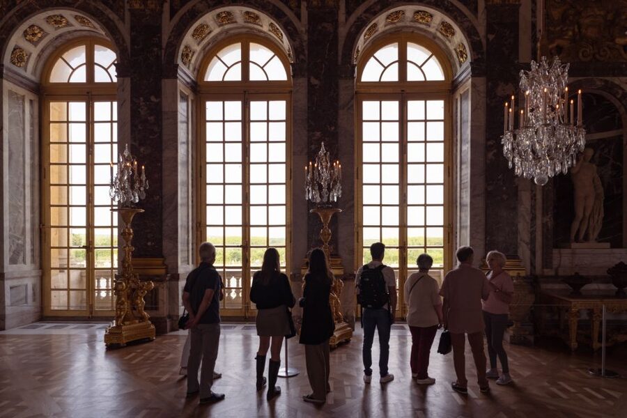 From Paris: Versailles Full-Day Trip by Train - How much walking should you expect?