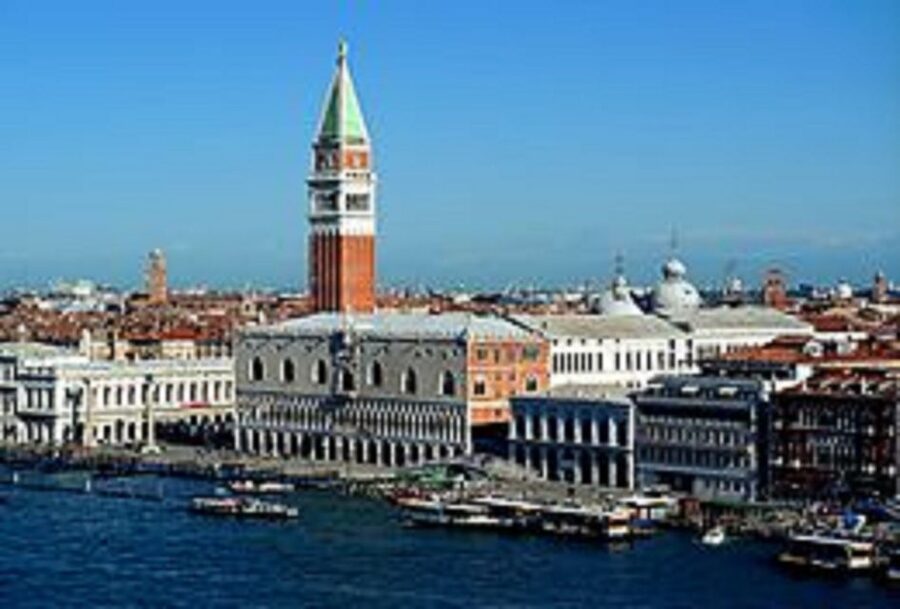 From Rome: Full-Day Small Group Tour to Venice by Train - What the $675.28 price really buys