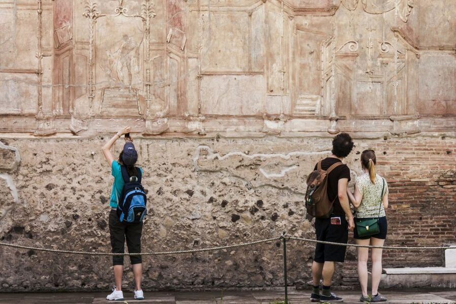 From Rome: Pompeii and Herculaneum by High-Speed Train - Pompeii: a city you can walk through