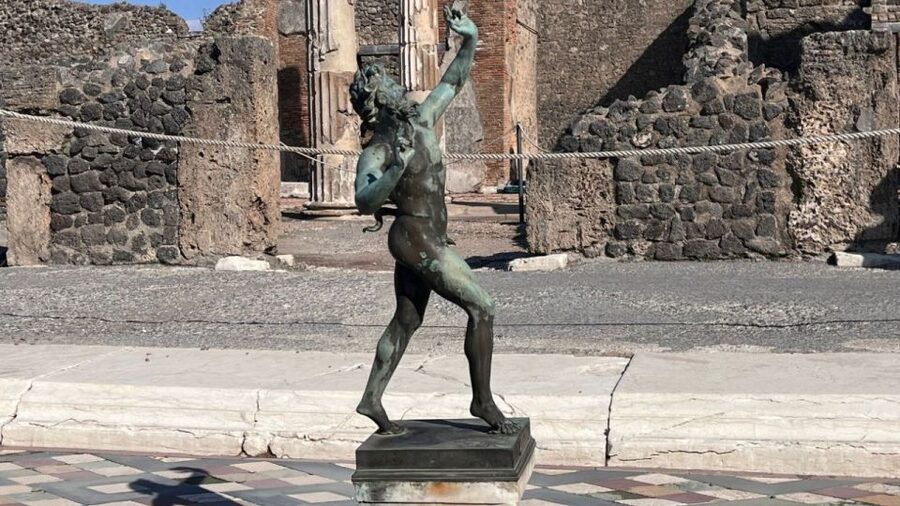 From Rome: Pompeii and Naples Day Trip by High-Speed Train - At a glance