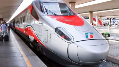 Pompeii and Naples Day Trip by High-Speed Train