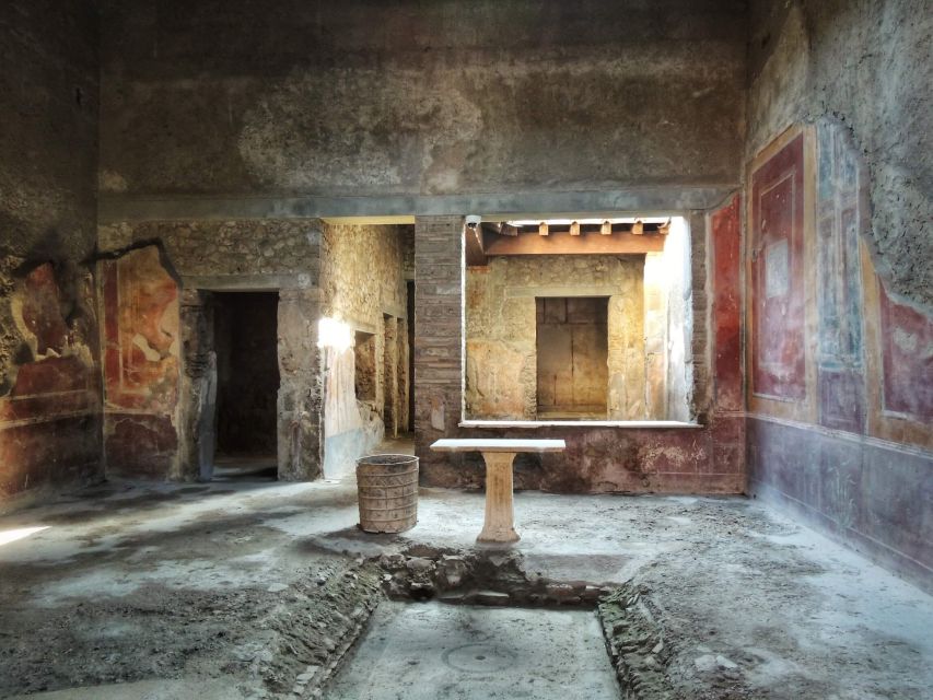 From Rome: Pompeii Day Trip by Fast Train and Car - House of the Vettii and the city’s private side