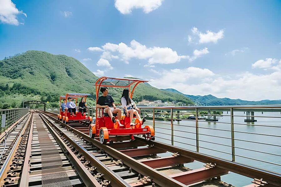 From Seoul: Nami Island, K-drama Garden & Rail Bike Day Tour - How the seasonal schedules change your day
