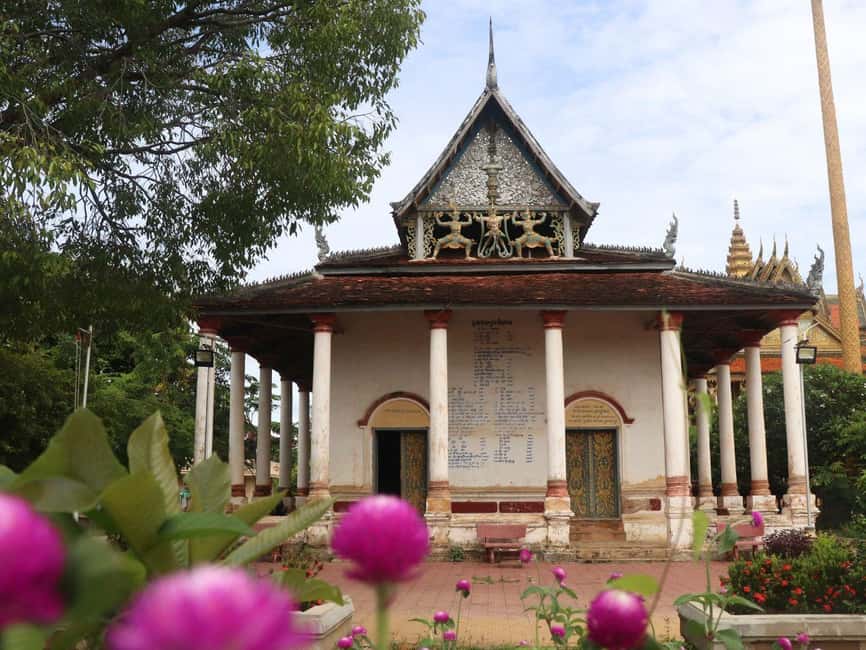 From Siem Reap: Battambang Day Trip Bamboo Train & Bat Cave - Phnom Sampov and the Killing Caves
