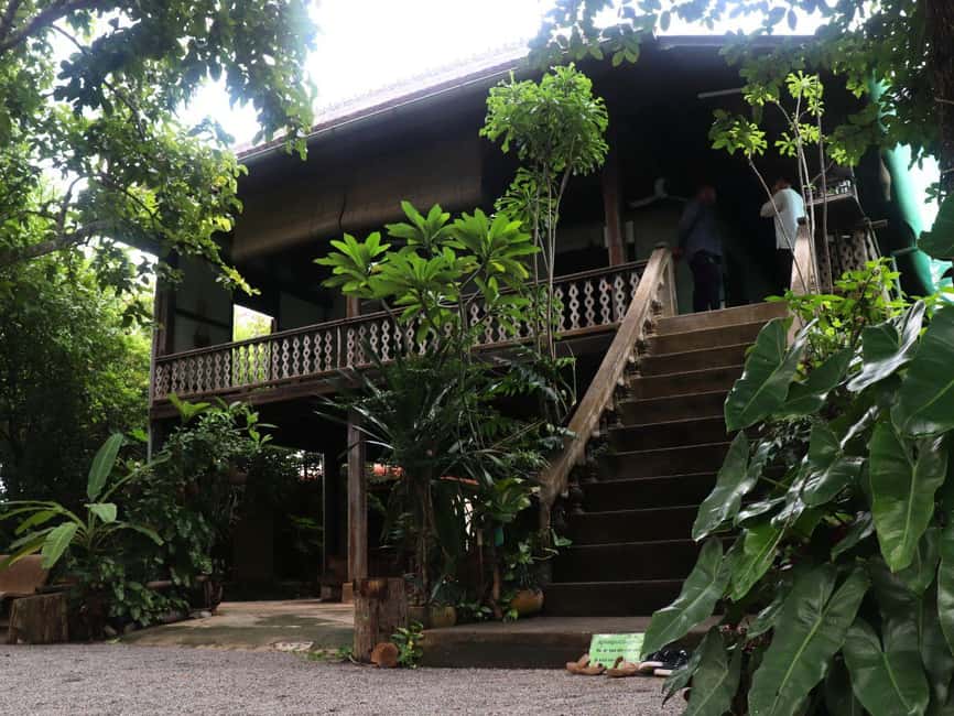 From Siem Reap: Battambang Day Trip Bamboo Train & Bat Cave - What $99 includes, and what it does not