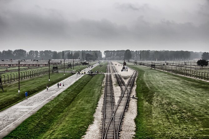 From Warsaw: Auschwitz-Birkenau Tour with Premium Train Transportation - Why the fast train makes Auschwitz possible from Warsaw