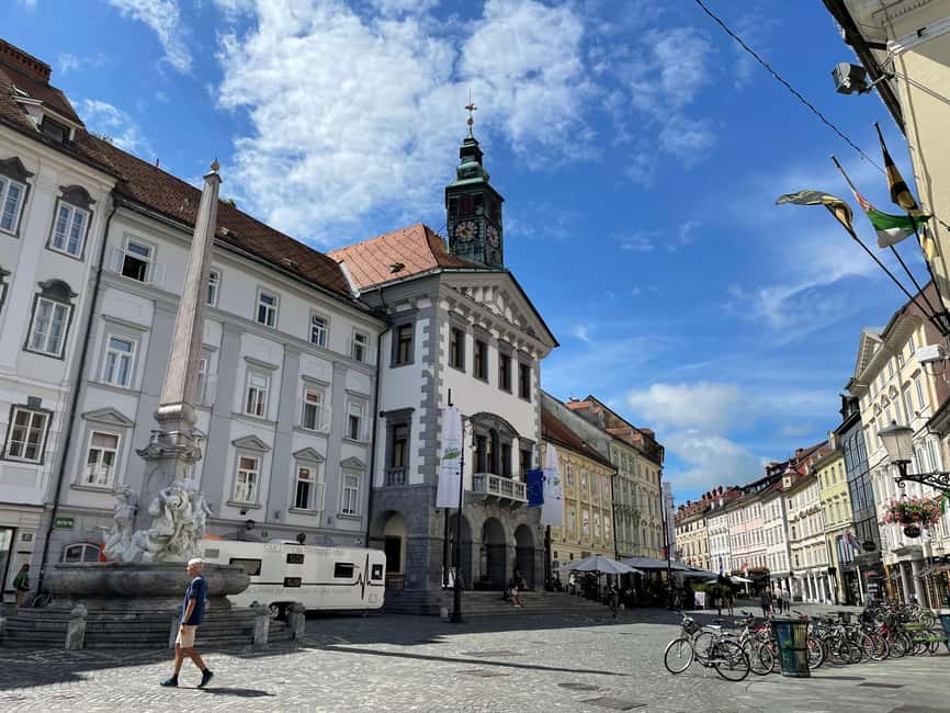 From Zagreb: Ljubljana and Lake Bled Guided Day Trip - Bled Castle and the postcard view