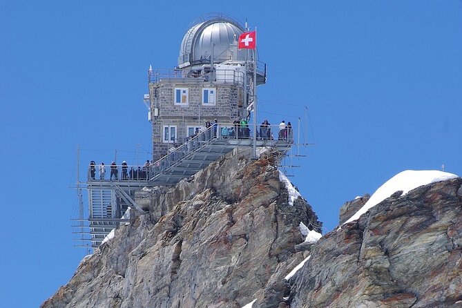 From Zurich to Top of Europe Jungfraujoch private tour - What the private vehicle adds