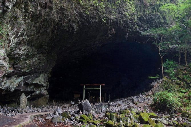 Fukuoka Takachiho Gorge, Amano Iwato and Scenic Train Tour - What to pack and how to pace yourself