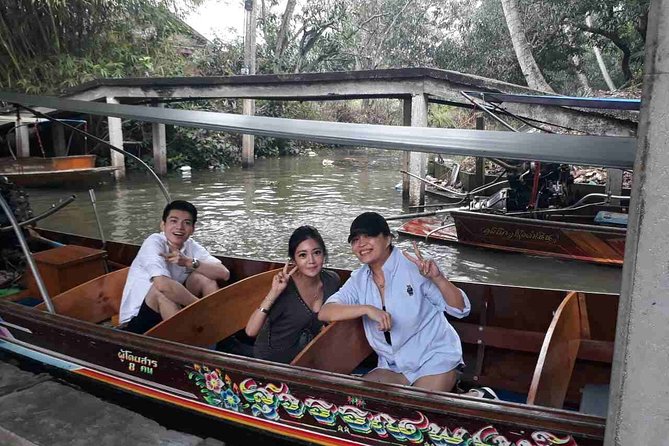 Full-Day Floating Market and Maeklong Railway Market Private Tour from Bangkok - Wat Phet Samuth Woravihan by the river