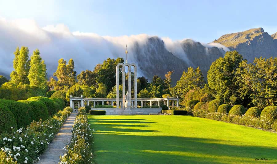 Full-Day Franschhoek tram Wine Tour from Cape Town - Choosing Between Two Wine-Tram Routes