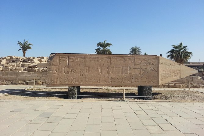 Full day Luxor tour from Cairo by a sleeper train - Colossi of Memnon: a quick first stop
