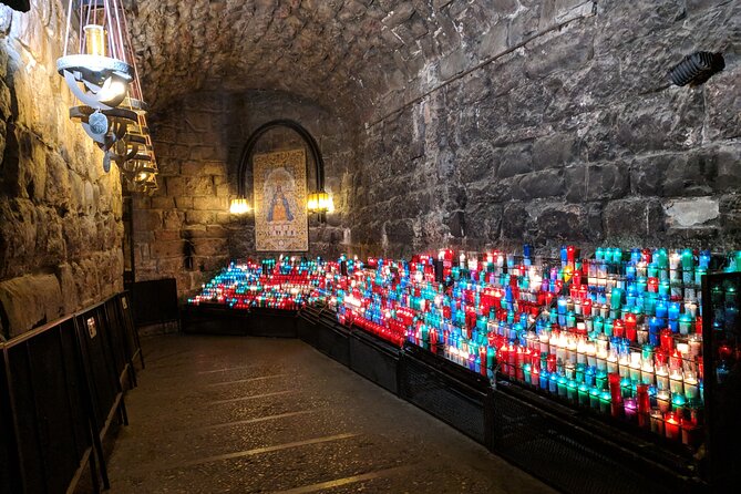 Full-day Montserrat Private Tour by Train + Cable car and/or Rack Railway - Choosing between a coffee, hike, museum, or funicular